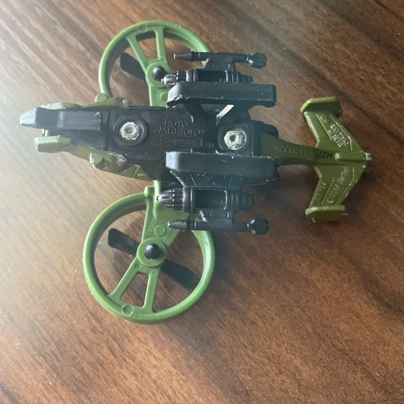 Green Helicopter Toy - Picture 8 of 9